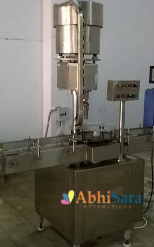Automatic Bottle Capping Machine