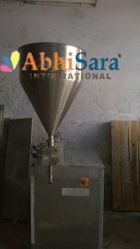 Cream Filling Machine