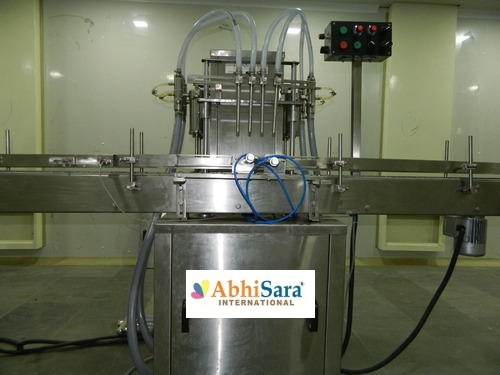 Four Head Liquid Filling Machine
